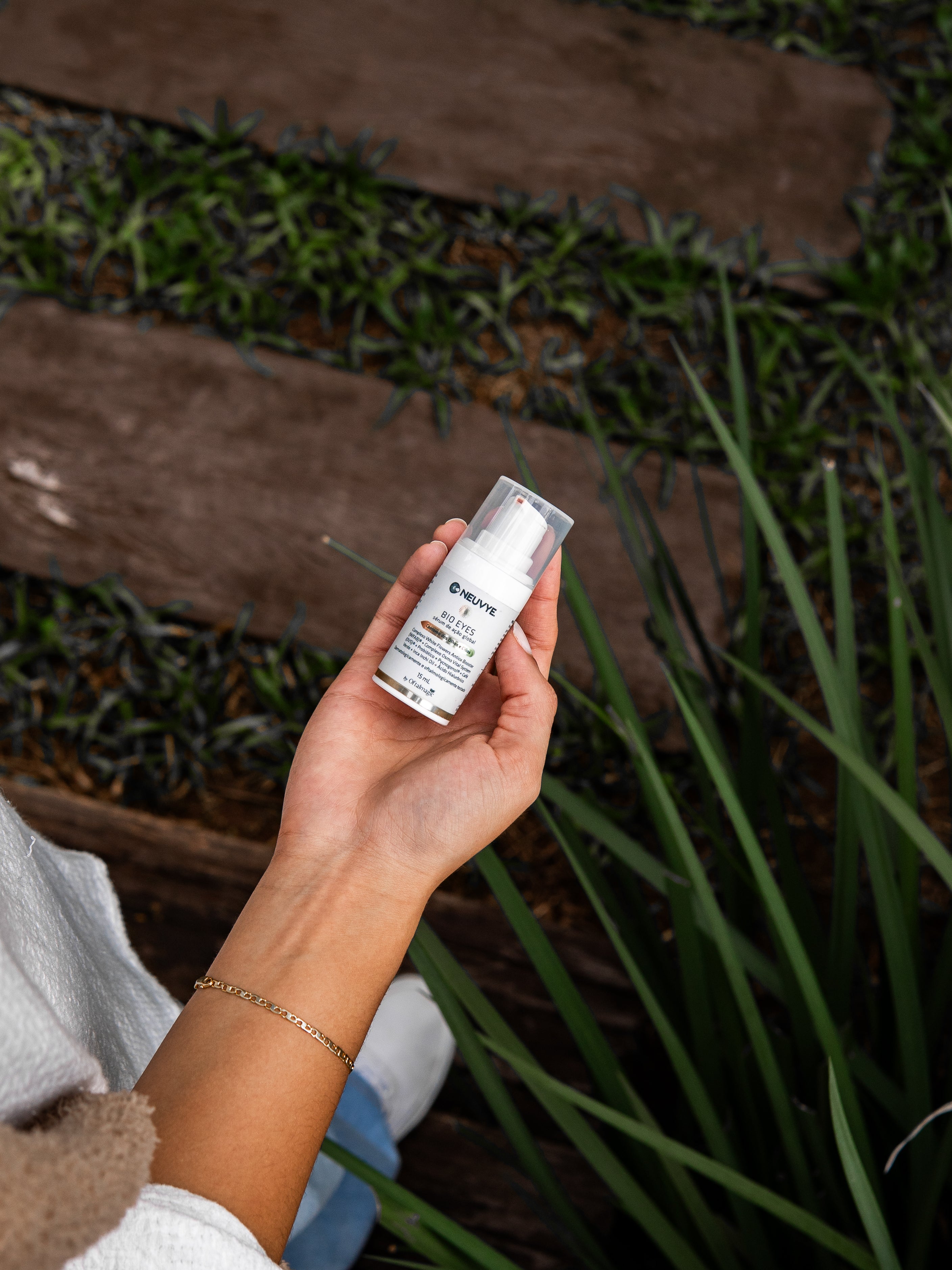 Bio Eyes: sérum rejuvenescedor